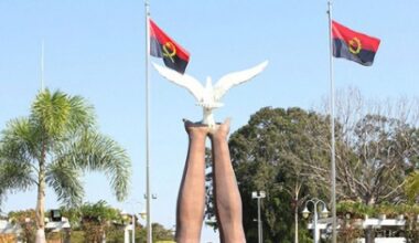50º aniversário da Independência: Entrega de medalhas afasta PR do congresso da reconciliação da CEAST