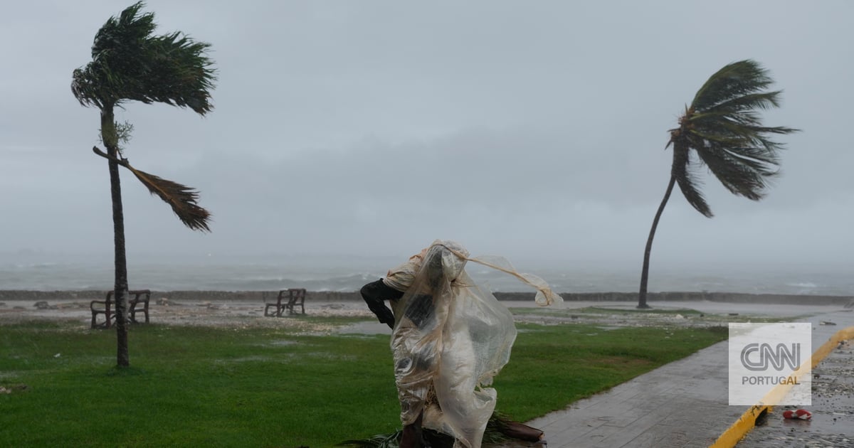 É como "libertar uma dezena de bombas de Hiroshima numa cadência de segundos": o impacto do furacão Melissa