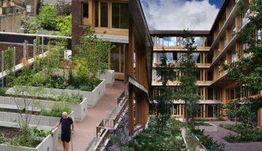 Esse edifício foi desenhado para combater uma das maiores causas de morte entre os idosos e não é queda