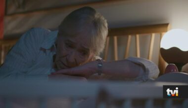 Benedita faz uma promessa: «Vou tomar conta de ti, esteja eu onde estiver» - Novelas