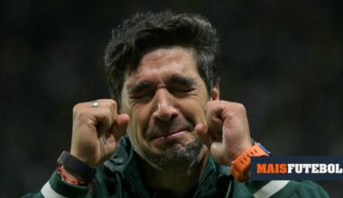 VÍDEO: Abel de joelhos e em lágrimas no relvado após reviravolta épica