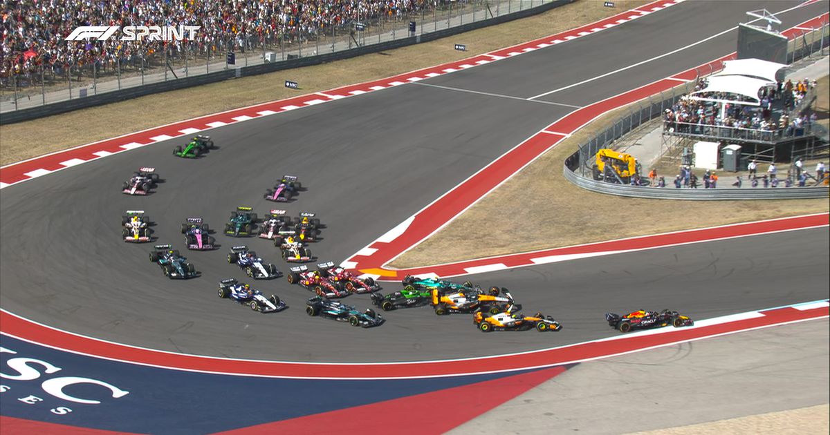 Caos na primeira curva da Sprint: os dois McLaren fora (vídeo)!