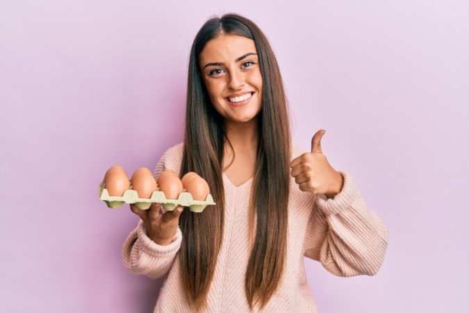O ovo é um alimento completo e com múltiplos benefícios para a visão (Imagem: Krakenimages.com