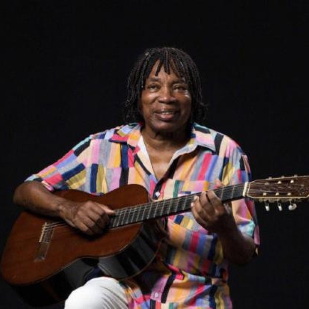 Caetano, Gil, Chico e Bethânia celebram Milton Nascimento por seus 83 anos