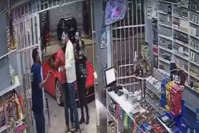 Vídeo mostra Hungria comprando bebidas em distribuidora  -  (crédito: Material cedido ao Correio)