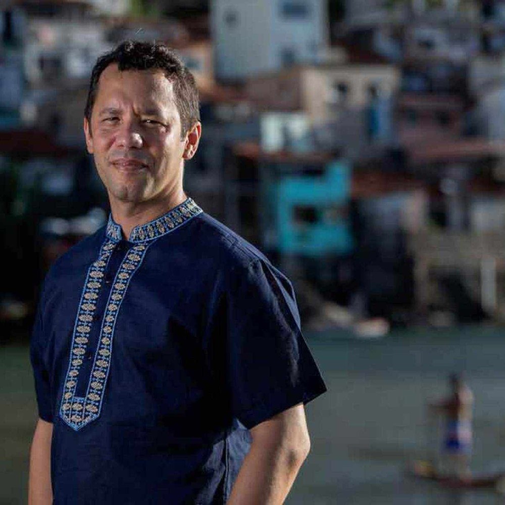 Itamar Vieira Jr lança ‘Coração sem medo’, conclusão da ‘trilogia da terra’