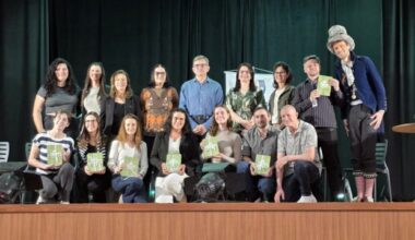 Livros do Concurso Literário estão à disposição da comunidade - Notícias