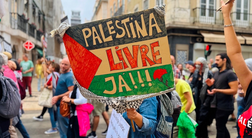 Marcha pela Palestina junta mais de mil pessoas em Lisboa