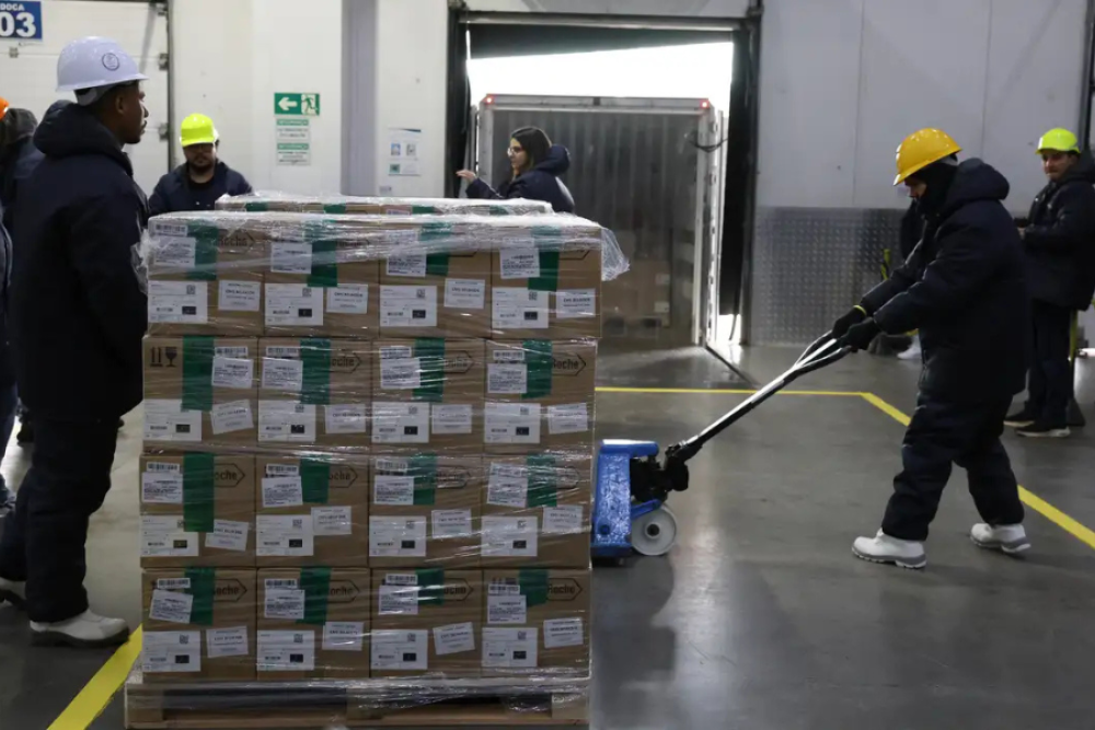 Brasil recebe lote de medicamento para tratar câncer de mama no SUS - Portal Imbiara