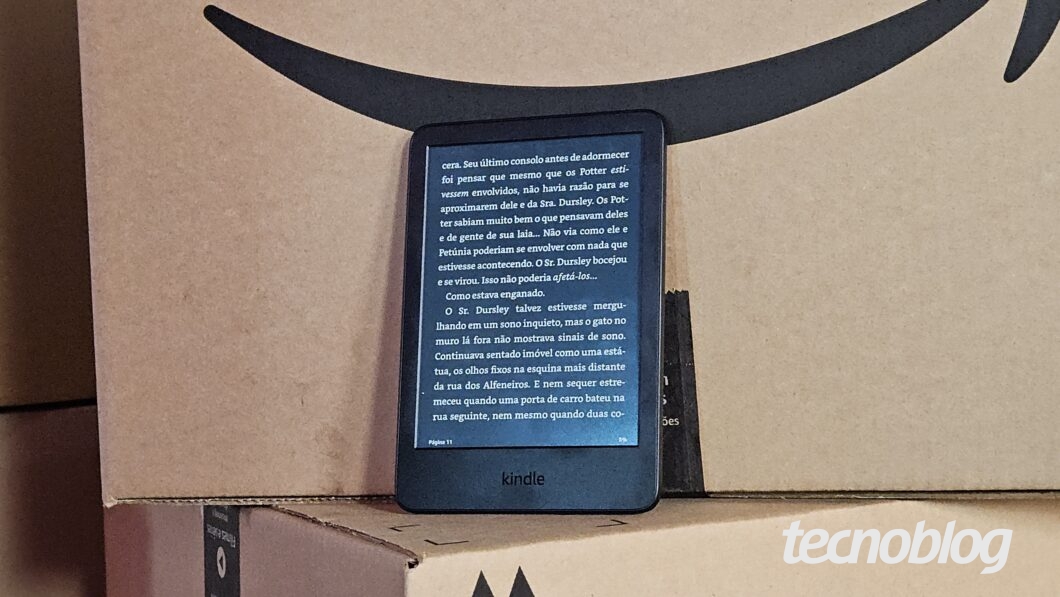 Kindle 2024 (Imagem: Laura Canal/Tecnoblog)