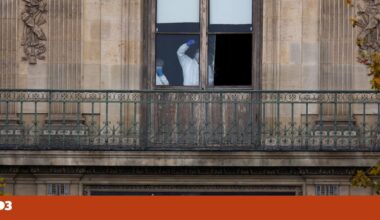 Histórias de roubos de arte: Mona Lisa, uma sanita de ouro e agora as jóias do Louvre | Artes