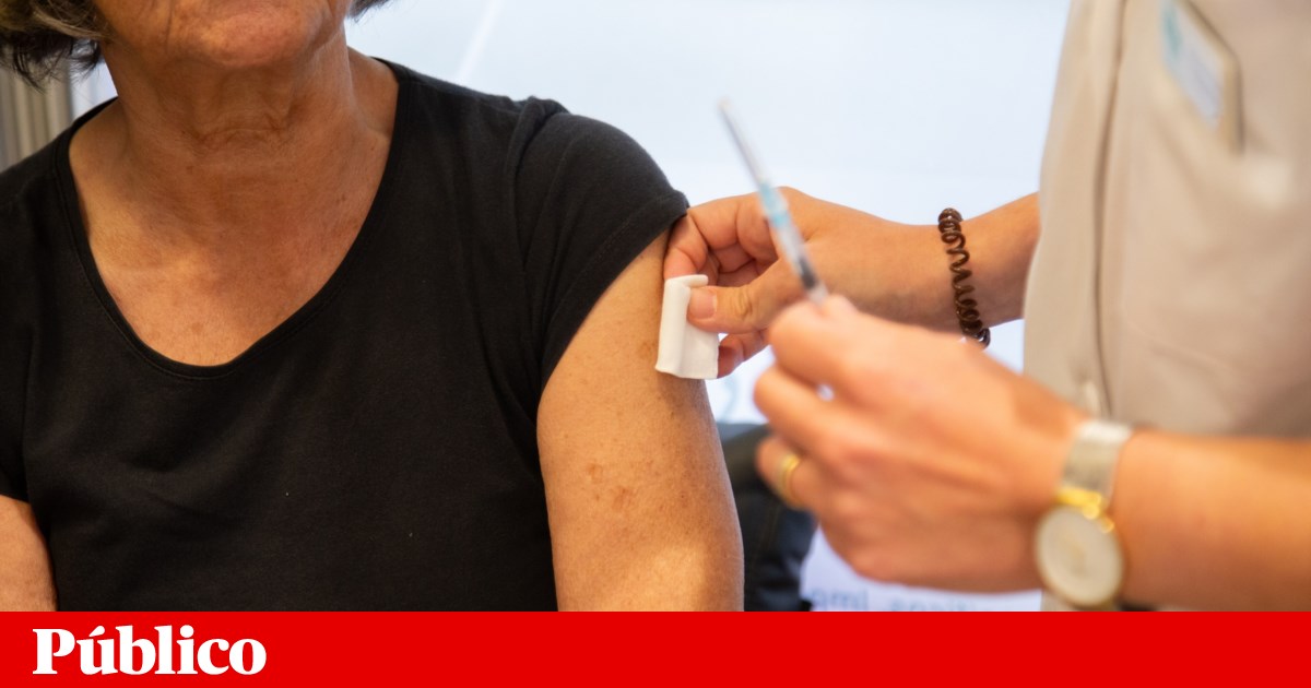Mais de 1,2 milhões de utentes vacinados contra a gripe e 716 mil contra covid-19 | Gripe