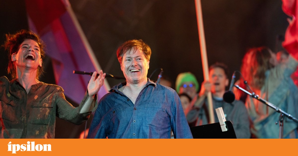 O Julgamento Pelicot alvo de censura na Sérvia, encenador Milo Rau banido de festival | Teatro