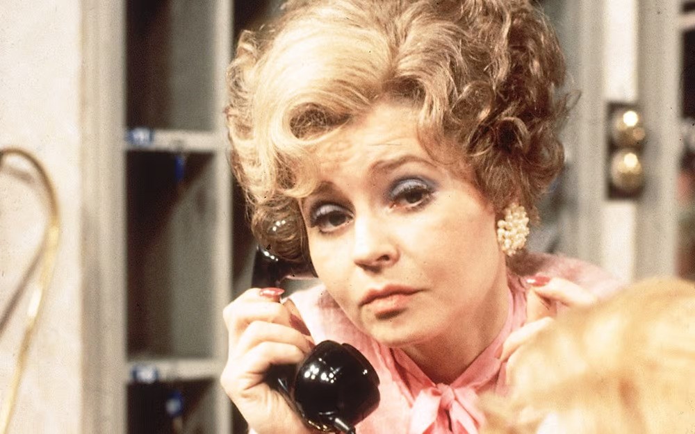 Morreu a actriz britânica Prunella Scales, de Fawlty Towers | Televisão