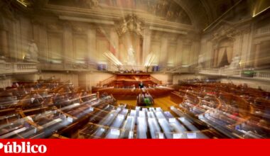 Lei da Nacionalidade aprovada com votos a favor de toda a direita | Lei da Nacionalidade