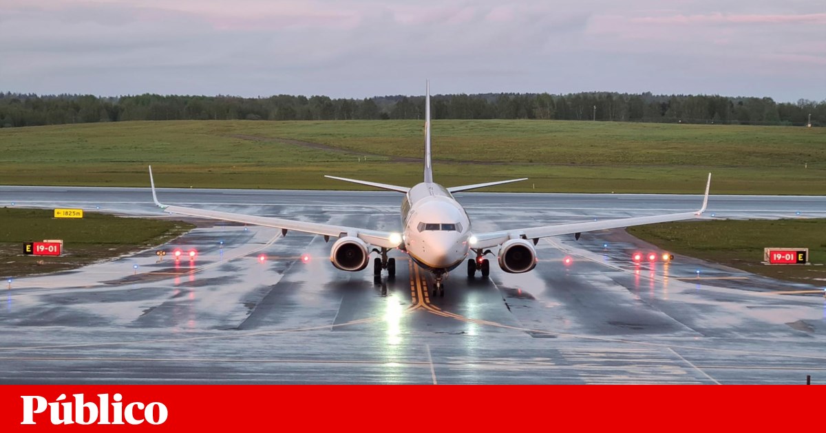 Como é que balões de contrabando fecham o principal aeroporto da Lituânia? | Perguntas e Respostas