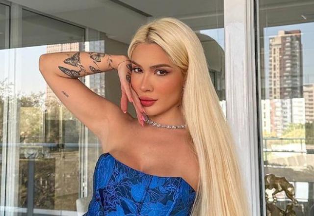 SBT TV | Karoline Lima reage após filha beber refrigerante em festa