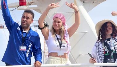 A "Barbie Gaza" diz que não houve violações no 7 de Outubro. Está com Mortágua na flotilha