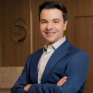 Clínica Sanabria redefine o tratamento capilar com tecnologia e precisão médica