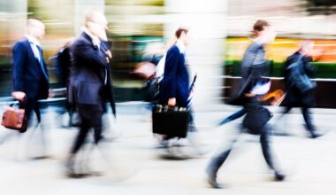 Não ter tempo para nada é tão perigoso para a demência como a má alimentação e a falta de exercício físico