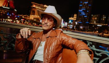 Bruno Mars faz 40 anos e plataforma revela músicas mais ouvidas