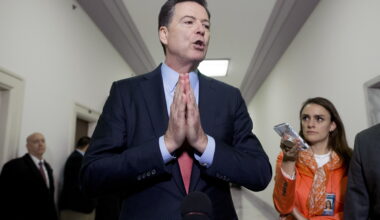 Tudo o que precisamos de saber sobre o caso do ex-diretor do FBI