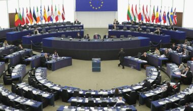 Parlamento Europeu rejeita apoio formal ao acordo com o Mercosul em votação renhida