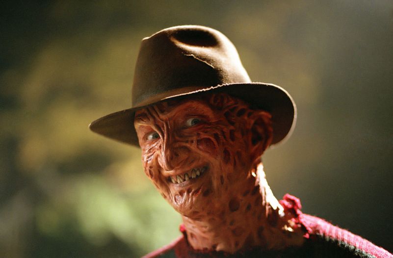 Robert Englund revela se reprisaria seu papel como Freddy Krueger na franquia 'A Hora do Pesadelo'