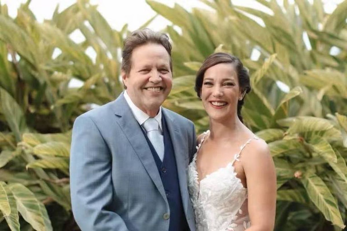 Marido de Adriana Birolli sofre etarismo em comentários - MidiaNews