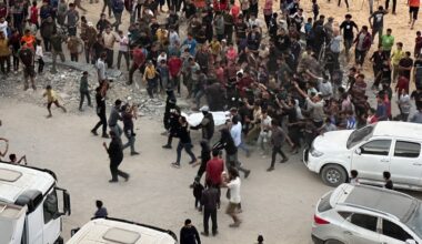 Ordem para "poderosos e imediatos" ataques a Gaza deixam acordo de paz em perigo