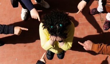 Maioria dos casos sem denúncia. Cyberbullying não faz parte de "ser criança"