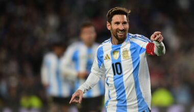 Messi faz história na goleada da Argentina
