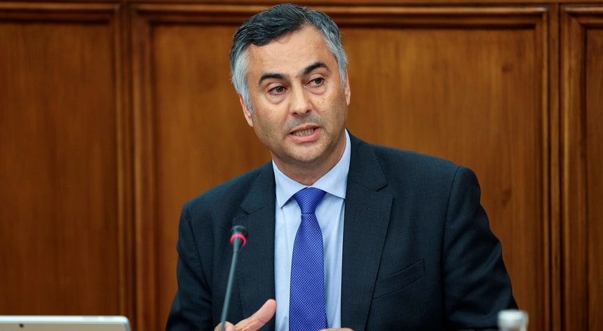 Em outubro. Faltam professores em 480 agrupamentos de escolas