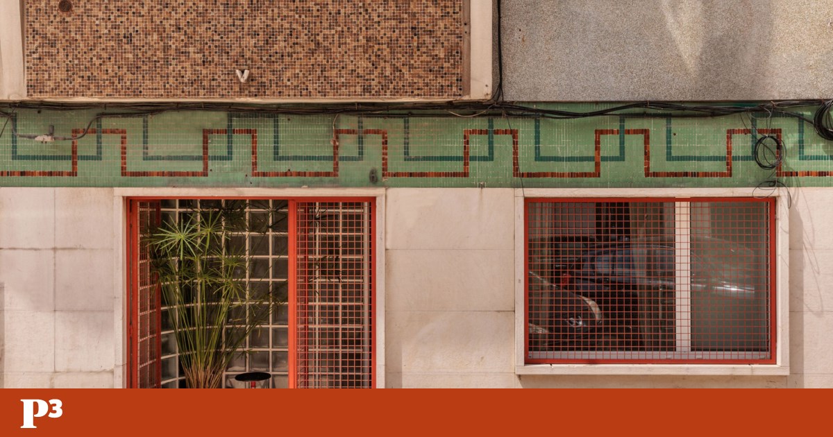 Em Campo de Ourique, uma loja abandonada transformou-se na casa do arquitecto | Arquitectura