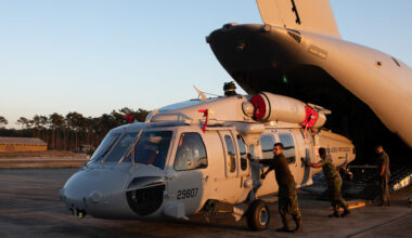 Força Aérea recebe mais um helicóptero UH-60 Black Hawk