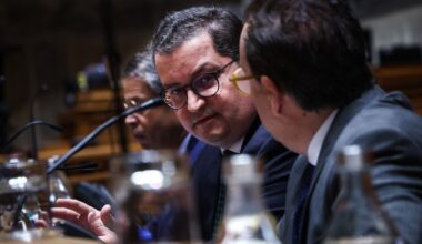 Função Pública. "Se continuarmos a aumentar trabalhadores não vamos ter melhores serviços"