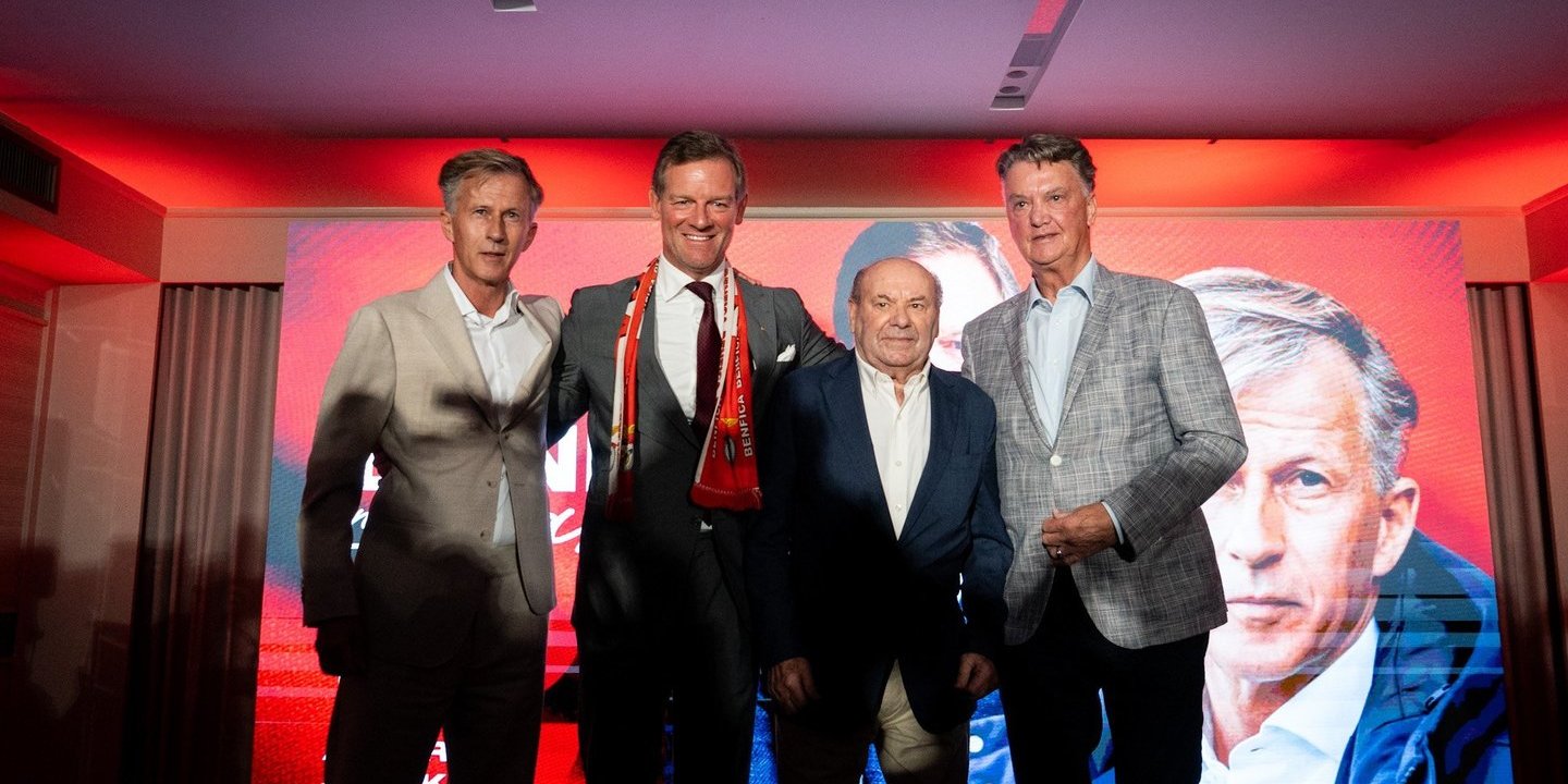 Martim Mayer apresenta Andries Jonker como diretor-geral do futebol se vencer as eleições no Benfica