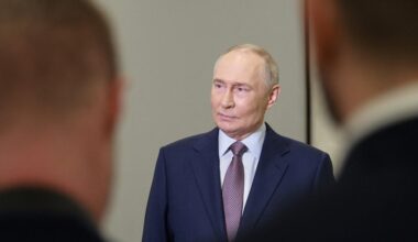 "Podem ter consequências". Putin classifica sanções dos EUA como "ato hostil"