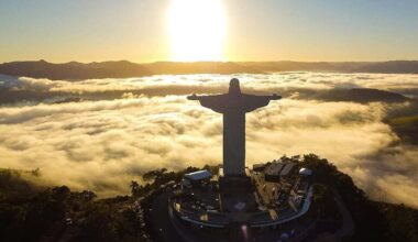 Cristo Protetor, Cristo Redentor, Estátua de Jesus