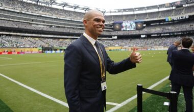 Pepe mostra-se "grato" ao FC Porto e pretende "voltar" para dar o seu contributo