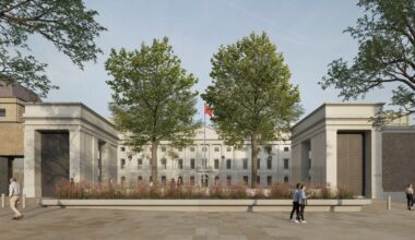 Tensão diplomática. China ameaça Reino Unido com "consequências" por atraso no projeto de Embaixada