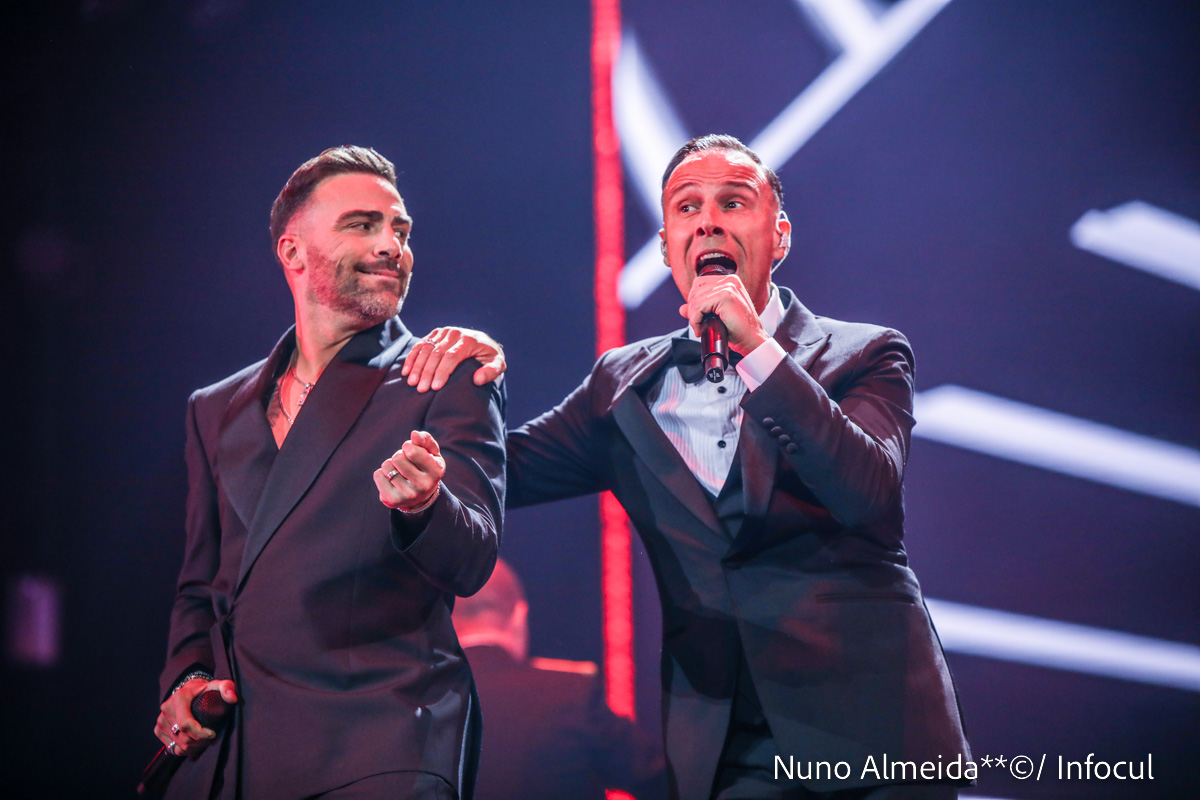 Siga-nos no Google News