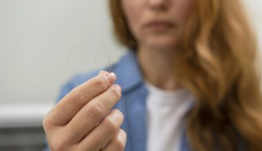 Menopausa: cuidados com o cabelo ajudam na autoestima e bem-estar da mulher