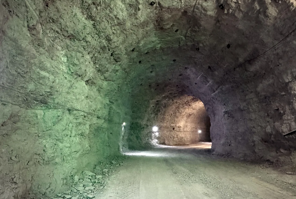 Inaugurado o 1.º centro de dados subterrâneo da Europa