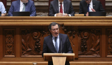 Ministro da Economia antevê que Portugal atinja média europeia do PIB em 20 anos