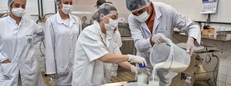 Agência Minas Gerais | Pesquisa realizada em Minas Gerais desenvolve tecnologia para garantir leite mais nutritivo a bebês prematuros