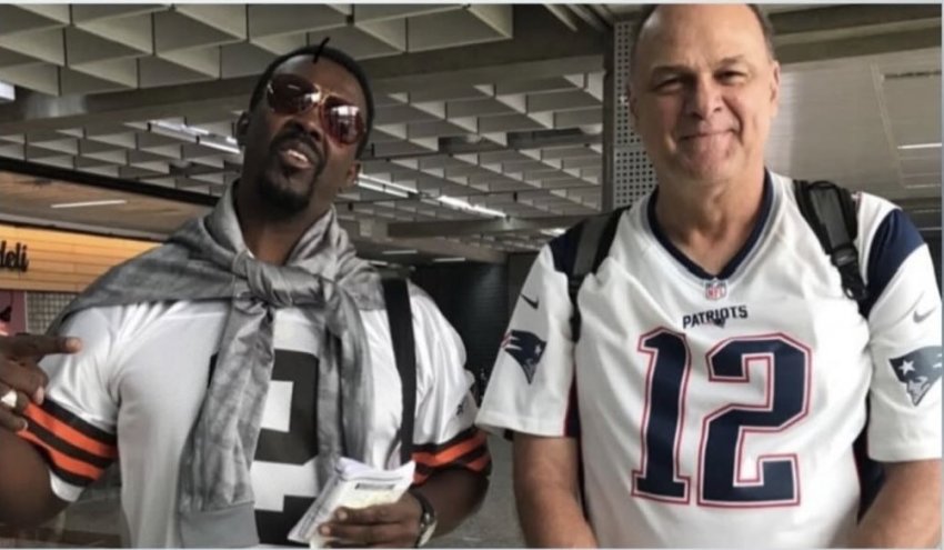 Chicão Bandeira lança livro sobre a sua história no basquete em Caserta, na Itália