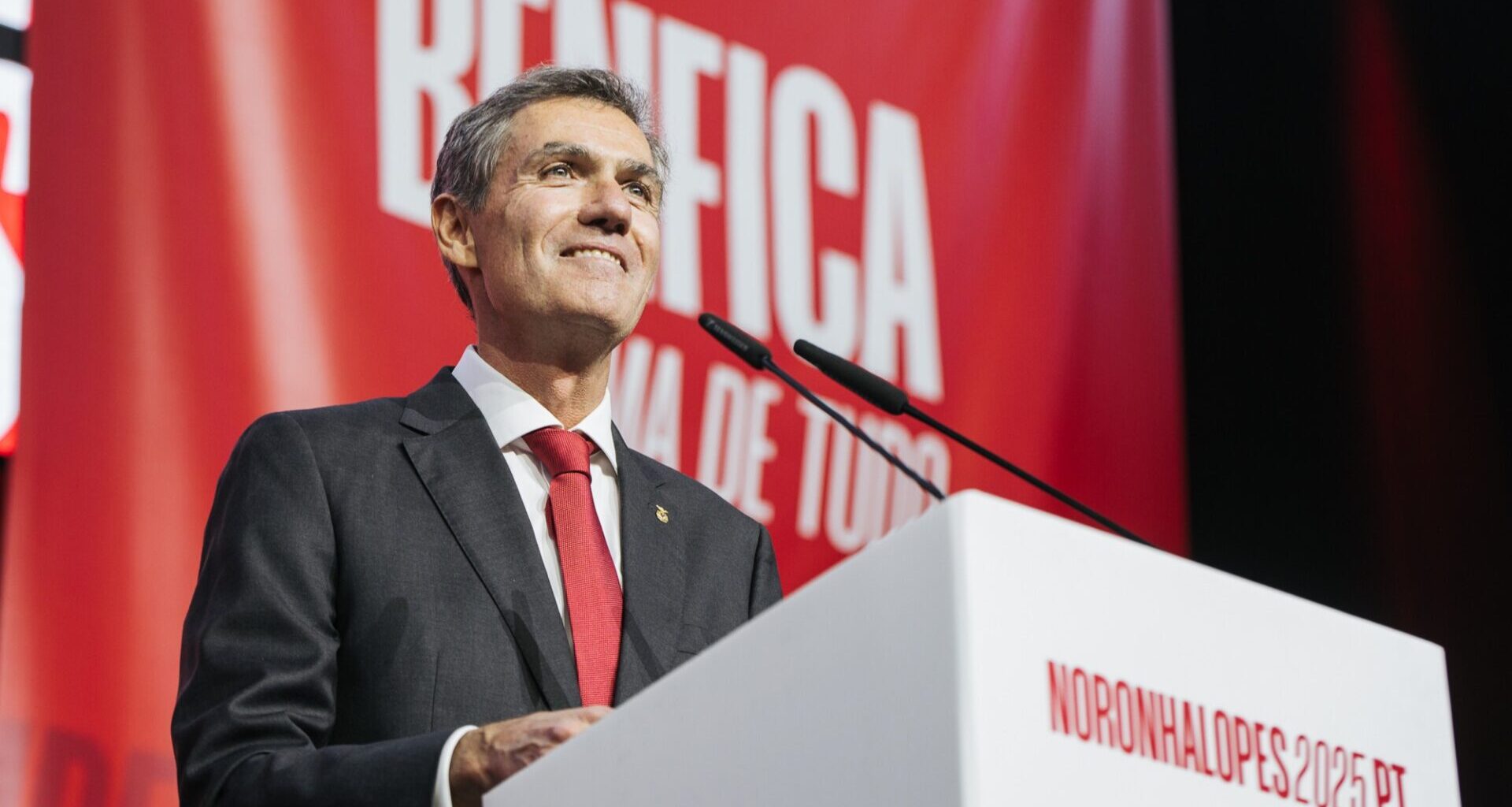 «Nuno Gomes e Pedro Ferreira não estão piores preparados que um comentador desportivo»