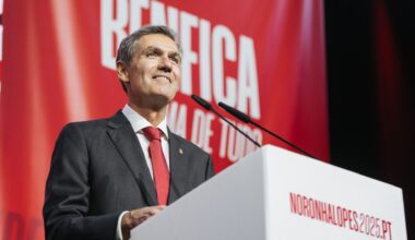 «Nuno Gomes e Pedro Ferreira não estão piores preparados que um comentador desportivo»