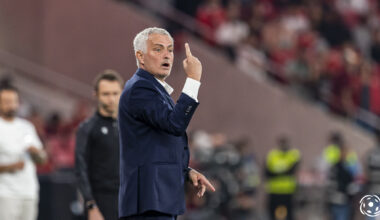 Eis a receção do Estádio do Dragão a José Mourinho